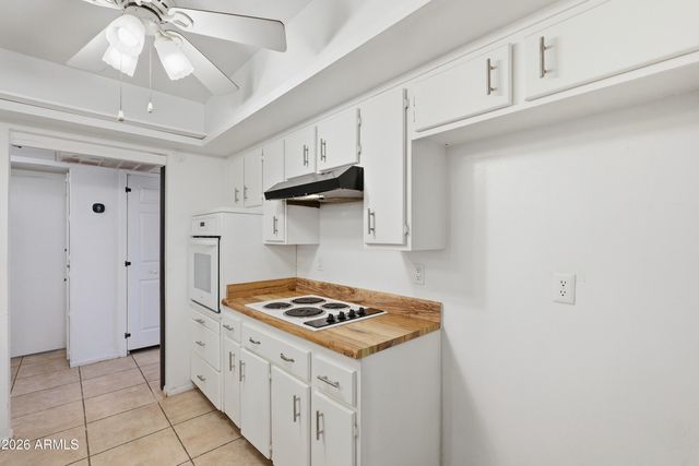 4045 W MONTEBELLO Avenue, Phoenix, AZ 85019