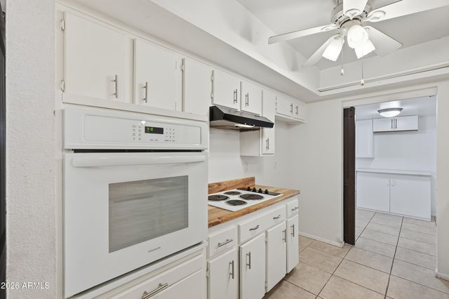 4045 W MONTEBELLO Avenue, Phoenix, AZ 85019