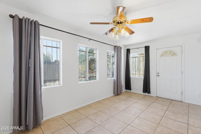 4045 W MONTEBELLO Avenue, Phoenix, AZ 85019