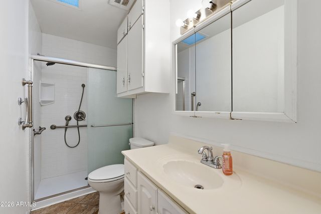 4045 W MONTEBELLO Avenue, Phoenix, AZ 85019