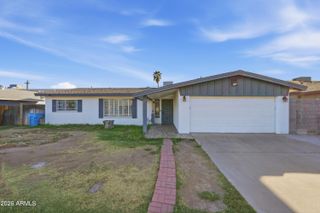 4045 W MONTEBELLO Avenue, Phoenix, AZ 85019