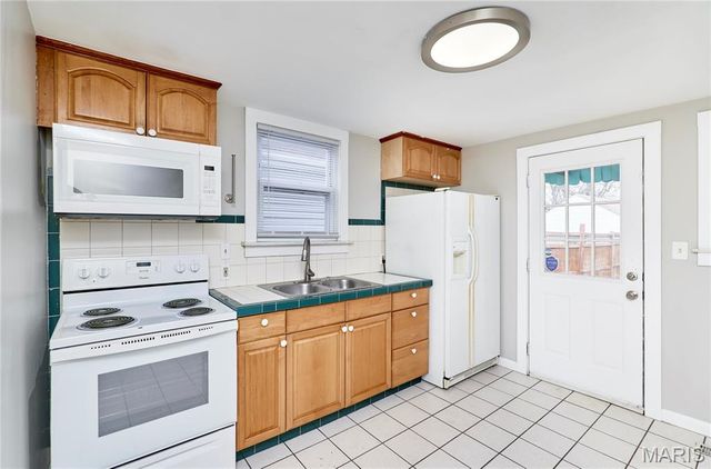 4831 Gardenville Avenue, St Louis, MO 63116