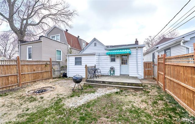 4831 Gardenville Avenue, St Louis, MO 63116