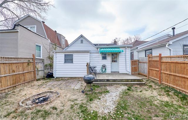 4831 Gardenville Avenue, St Louis, MO 63116