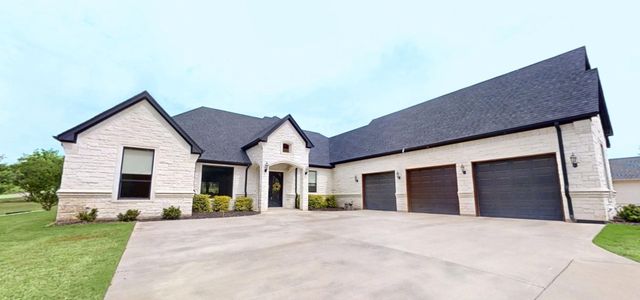 9503 Bellechase Road, Granbury, TX 76049