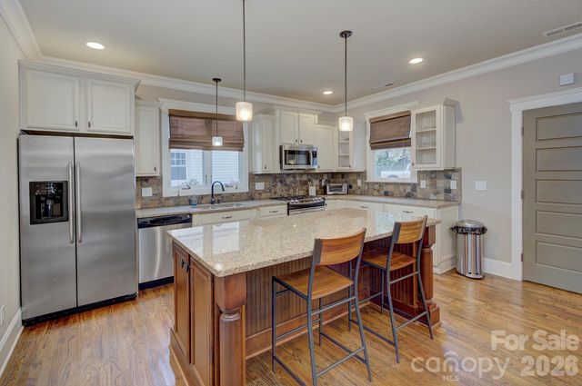 204 Martin Street, Charlotte, NC 28216