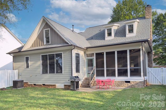 204 Martin Street, Charlotte, NC 28216