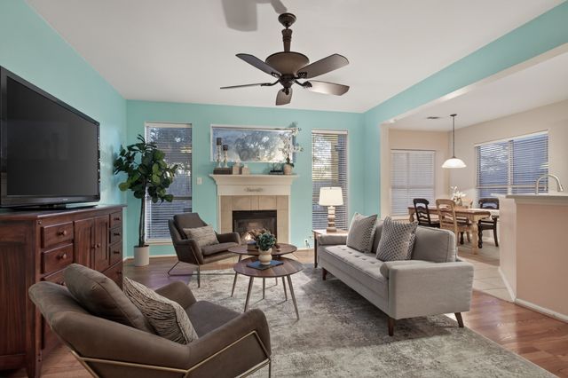 2724 Maple Creek Drive, Fort Worth, TX 76177