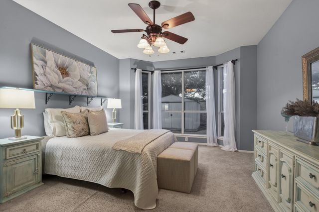 2724 Maple Creek Drive, Fort Worth, TX 76177