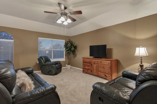 2724 Maple Creek Drive, Fort Worth, TX 76177