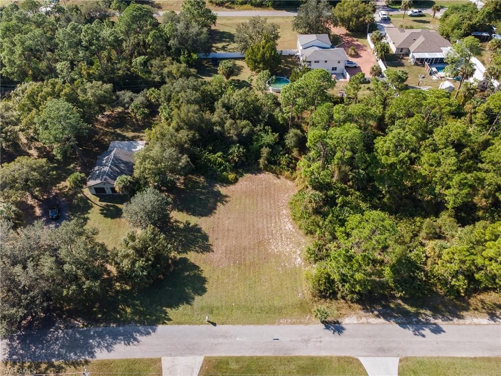 615 Henry AVE, Lehigh Acres, FL 33972