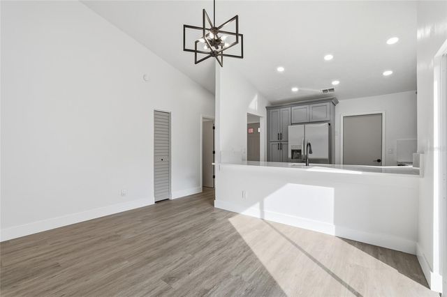 9478 FOREST HILLS CIRCLE, Tampa, FL 33612