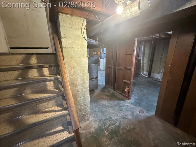 1415 Richmond Avenue, Lincoln Park, MI 48146