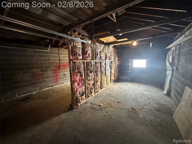 1415 Richmond Avenue, Lincoln Park, MI 48146