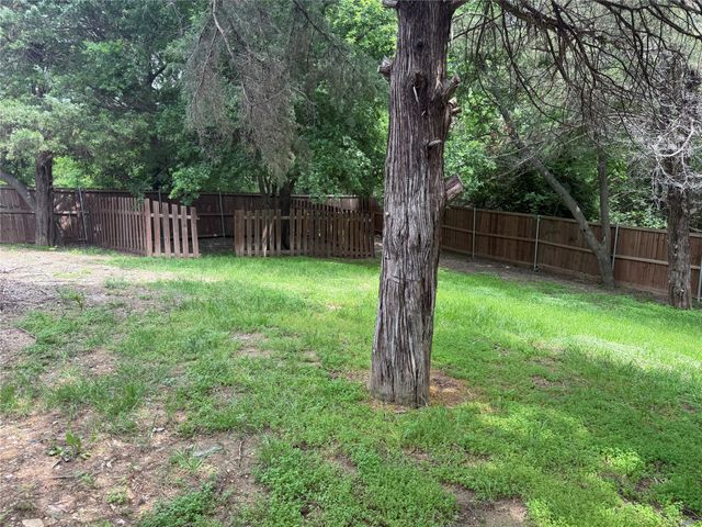 408 Sorrel Lane, Red Oak, TX 75154