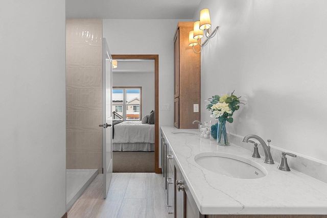 416 LANSDOWNE STREET, De Pere, WI 54115