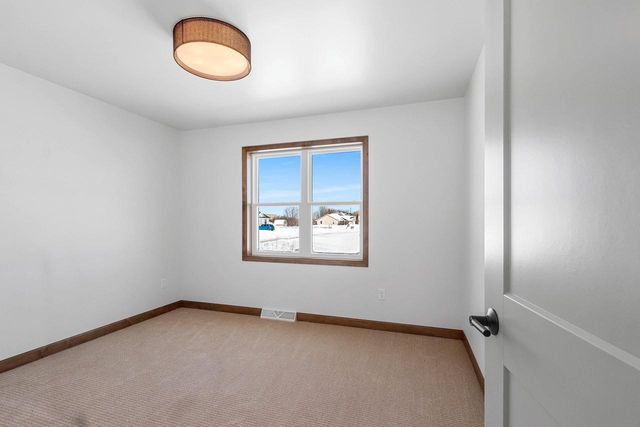 416 LANSDOWNE STREET, De Pere, WI 54115