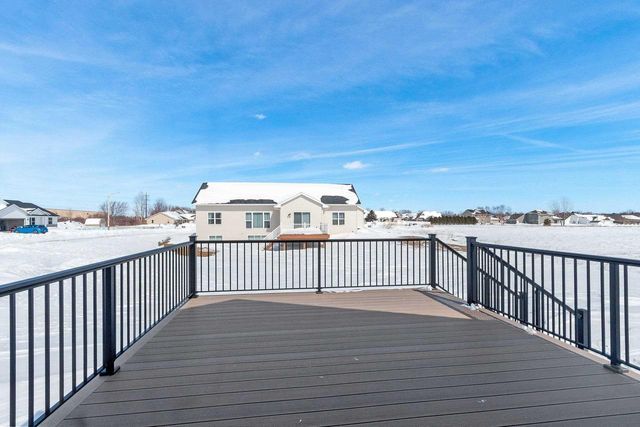 416 LANSDOWNE STREET, De Pere, WI 54115