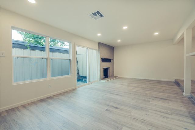 12553 Wellington Park Drive, Houston, TX 77072