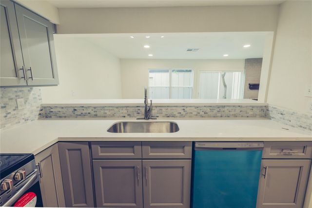 12553 Wellington Park Drive, Houston, TX 77072