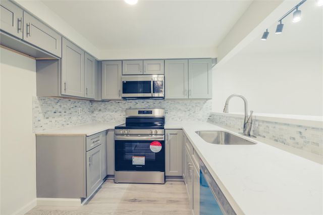 12553 Wellington Park Drive, Houston, TX 77072