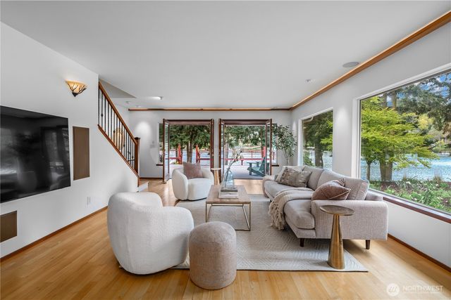 6810 NE Wood Bay Lane, Poulsbo, WA 98370