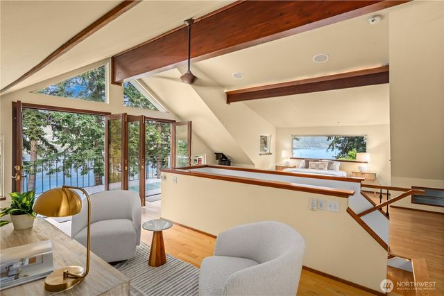 6810 NE Wood Bay Lane, Poulsbo, WA 98370