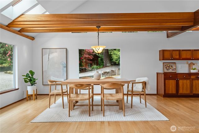 6810 NE Wood Bay Lane, Poulsbo, WA 98370