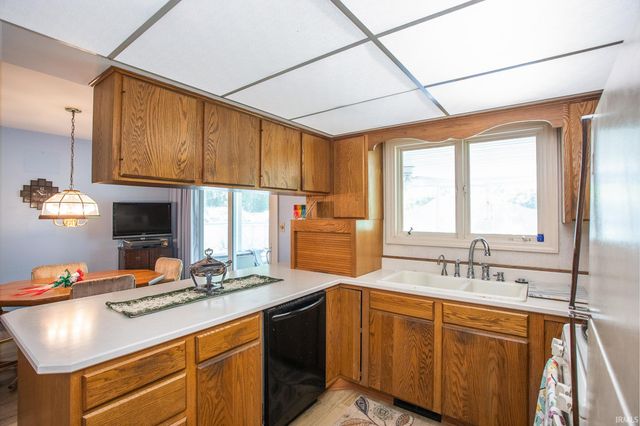 6505 Stony Brook Drive, Fort Wayne, IN 46835