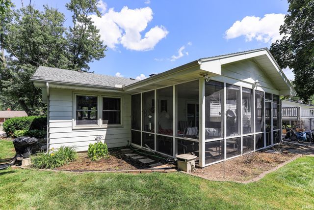 6505 Stony Brook Drive, Fort Wayne, IN 46835