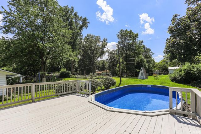 6505 Stony Brook Drive, Fort Wayne, IN 46835