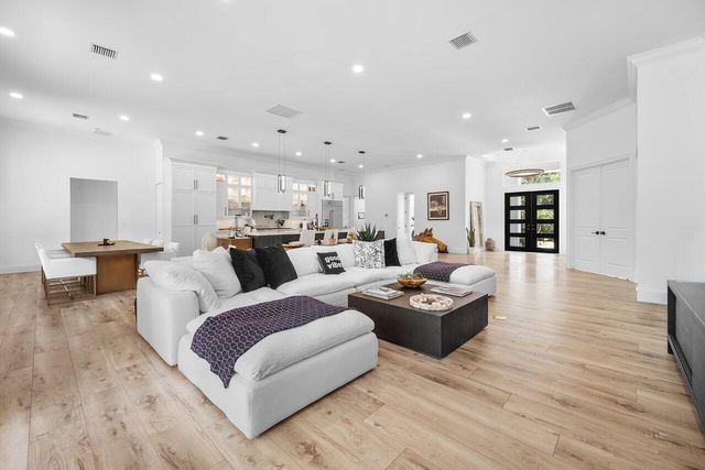 11871 Randolph Siding Road N, Jupiter, FL 33478