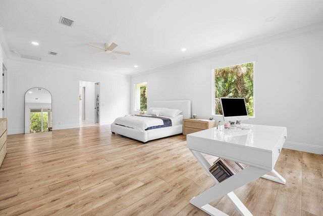 11871 Randolph Siding Road N, Jupiter, FL 33478