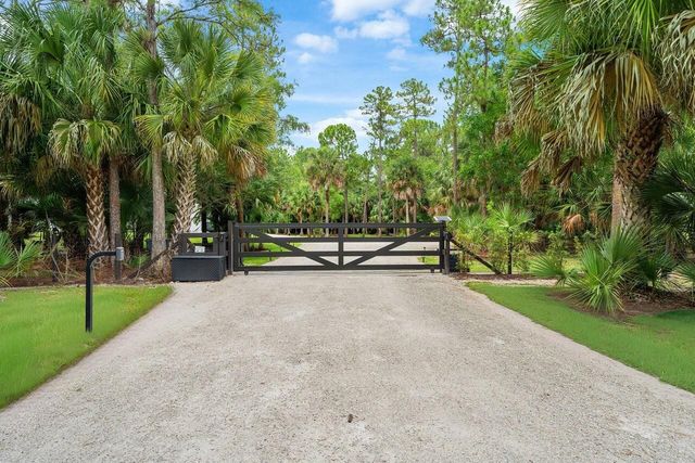 11871 Randolph Siding Road N, Jupiter, FL 33478