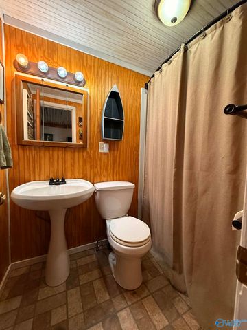 18531 Bream Bluff Drive, Athens, AL 35611