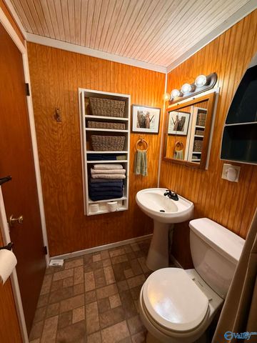 18531 Bream Bluff Drive, Athens, AL 35611