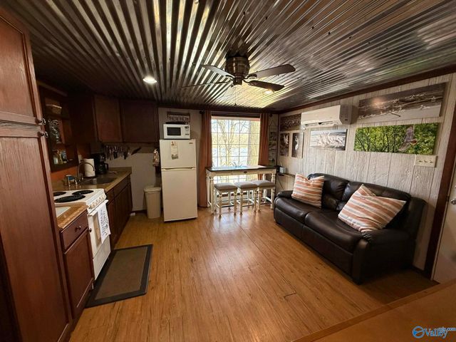 18531 Bream Bluff Drive, Athens, AL 35611