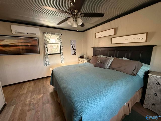 18531 Bream Bluff Drive, Athens, AL 35611