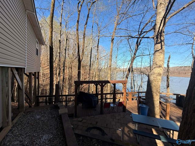 18531 Bream Bluff Drive, Athens, AL 35611