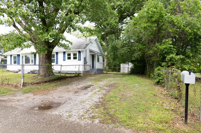 313 Jakes Ave, Murfreesboro, TN 37130
