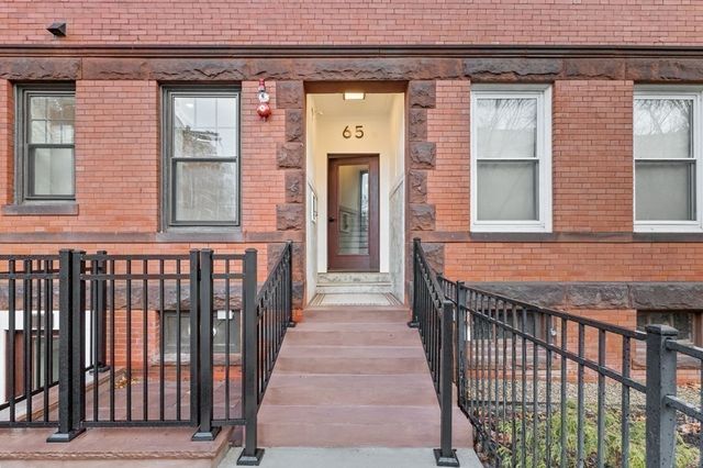 65 Pleasant Street 1, Brookline, MA 02446