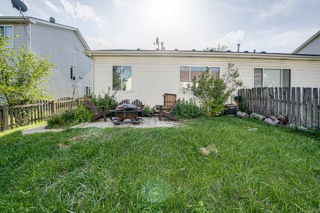 2884 Cedar Glade Drive, Naperville, IL 60564