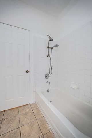 2884 Cedar Glade Drive, Naperville, IL 60564