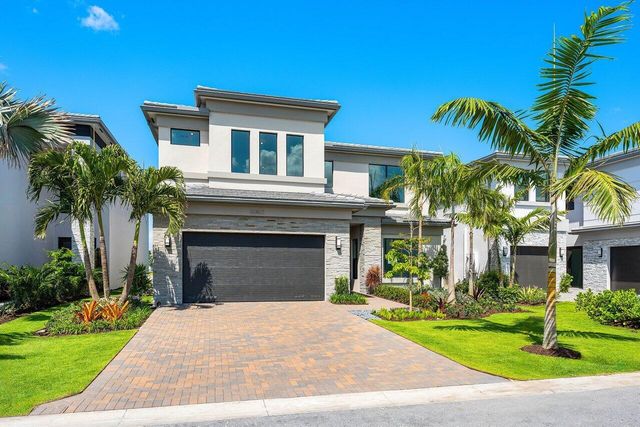 20407 Southernwood Avenue, Boca Raton, FL 33434