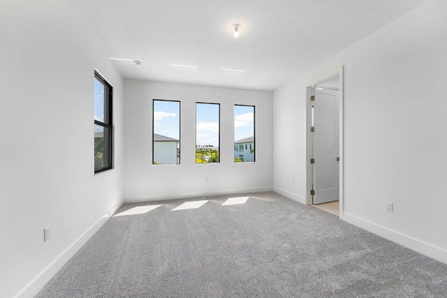 20407 Southernwood Avenue, Boca Raton, FL 33434