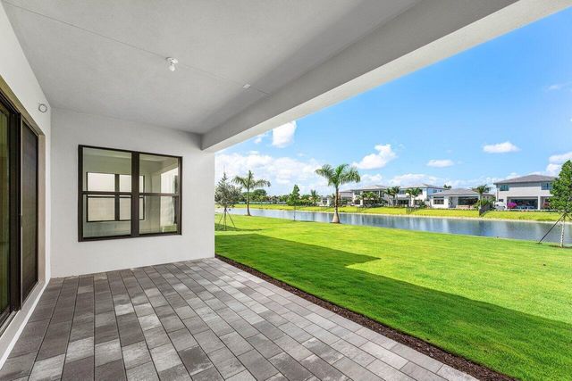 20407 Southernwood Avenue, Boca Raton, FL 33434