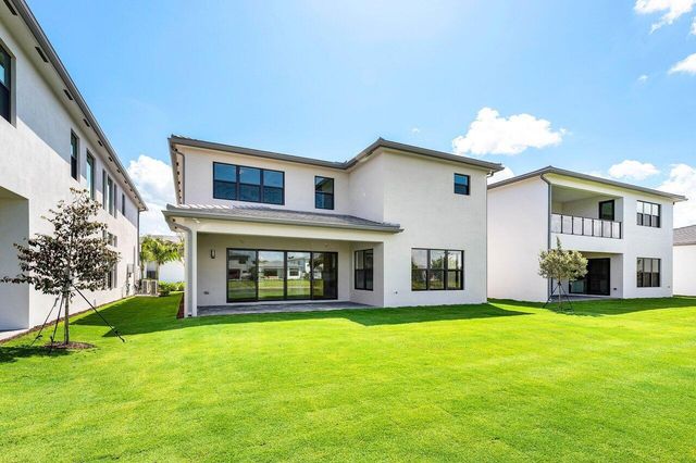 20407 Southernwood Avenue, Boca Raton, FL 33434