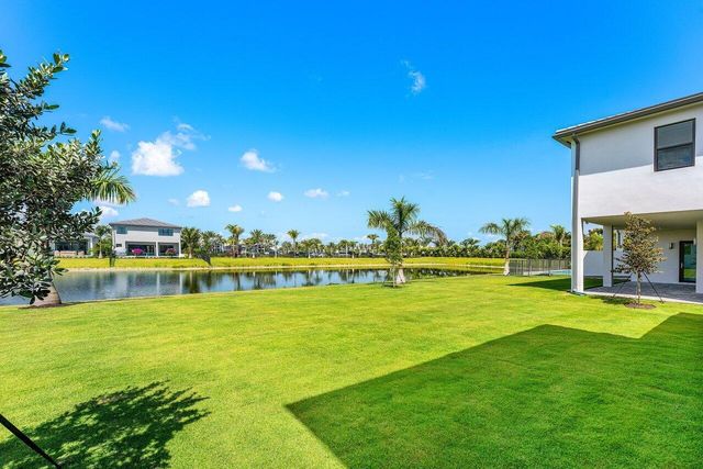 20407 Southernwood Avenue, Boca Raton, FL 33434