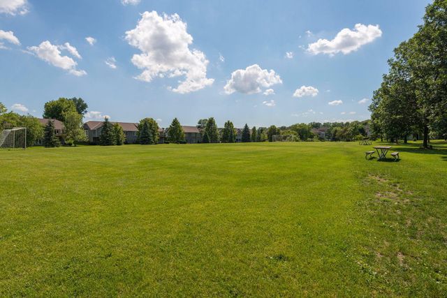 2722 Innsbruck Drive, New Brighton, MN 55112