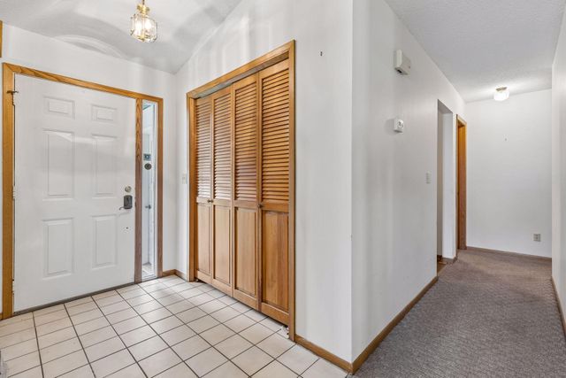 2722 Innsbruck Drive, New Brighton, MN 55112